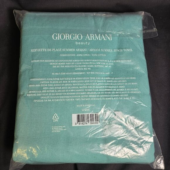 Giorgio Armani Beauty 100% Cotton Promotional Towel Made in Portugal LF4881 - Picture 4 of 7
